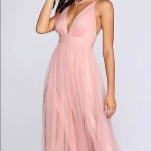 PLEATED TULLE FORMAL DRESS